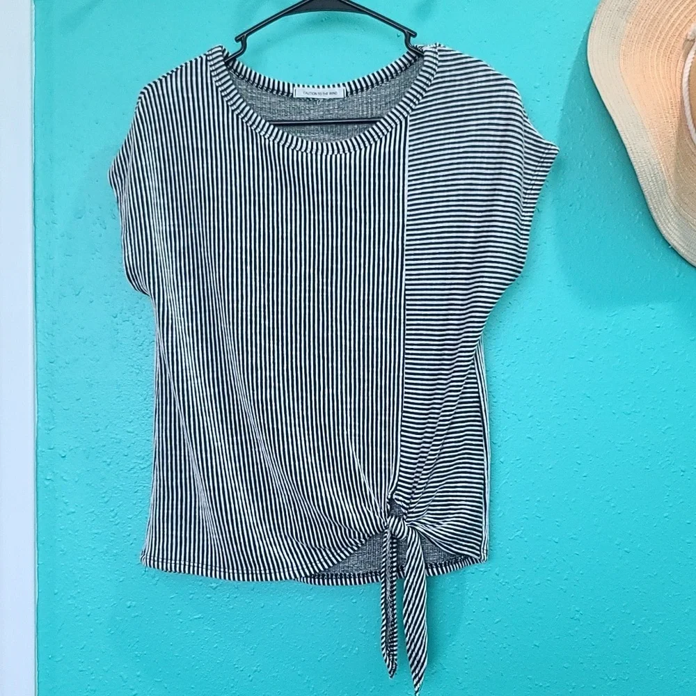 Striped top - Picture 1 of 1